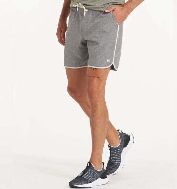 Vuori Other - Vuori Men's Banks Unlined Athletic Shorts Gray White Size XL